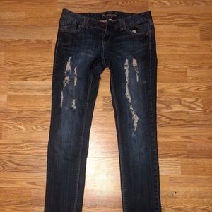 🌸3/$25- Ripped jeans